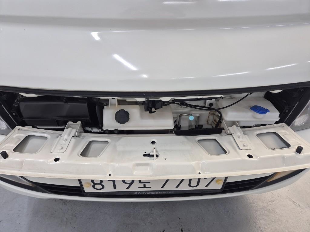 Hyundai Porter II Super Cab Twin Comp High Refrigerated Truck Long Wheelbase Super Cab 6