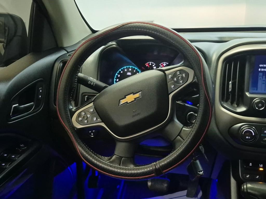 Chevrolet Colorado Real New Z71-X Midnight 3.6L V6 Gasoline 4WD 10