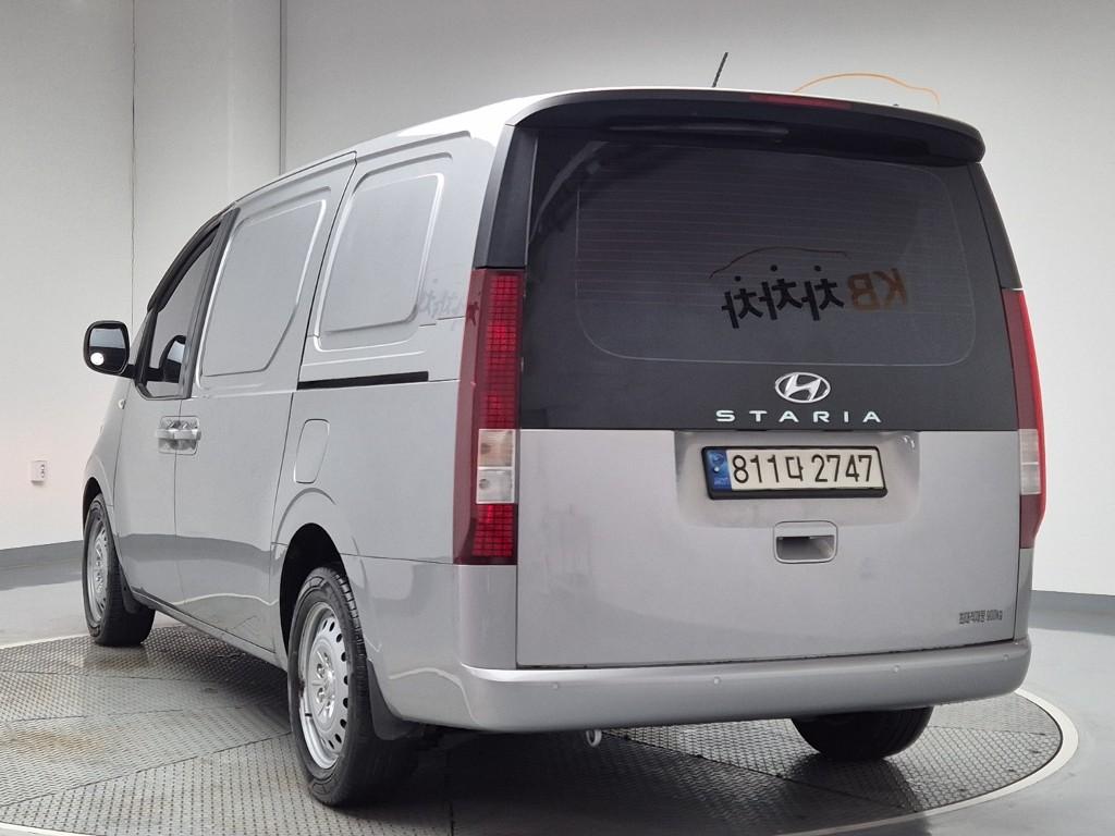 Hyundai Staria Smart Diesel 2.2 Cargo 3