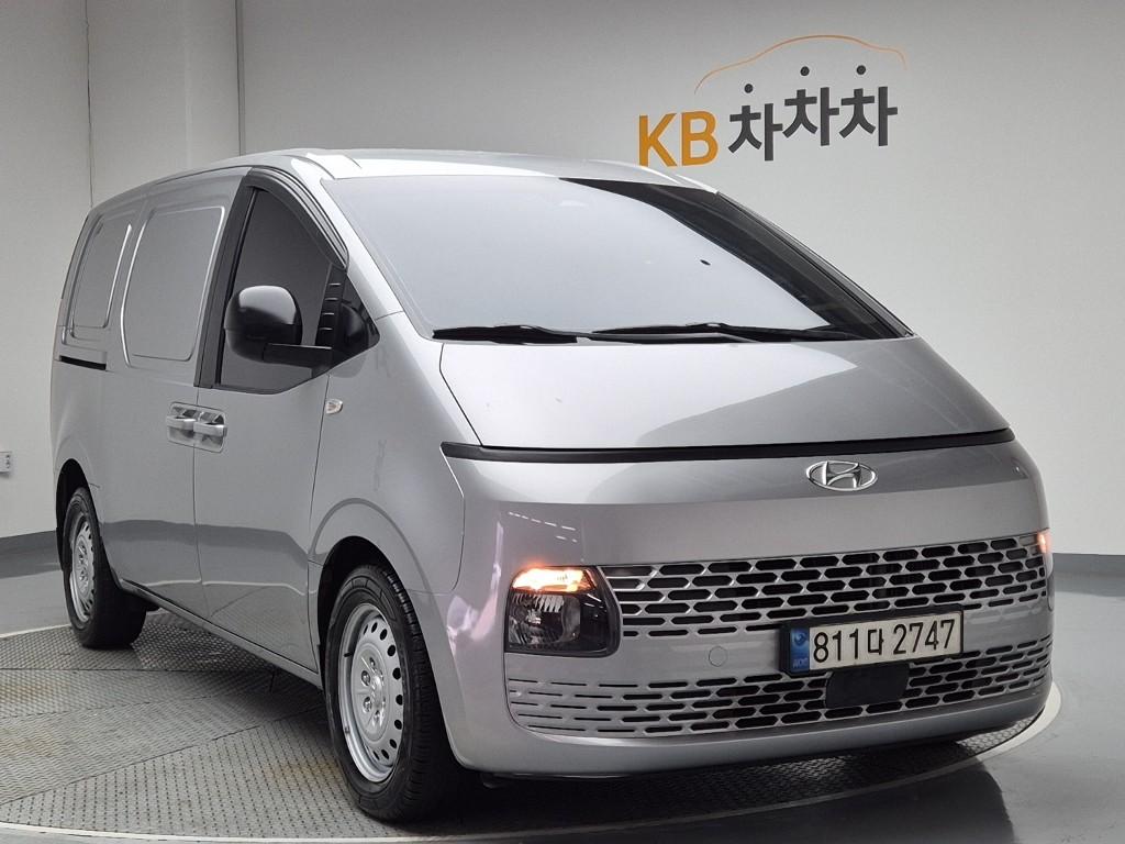 Hyundai Staria Smart Diesel 2.2 Cargo 5