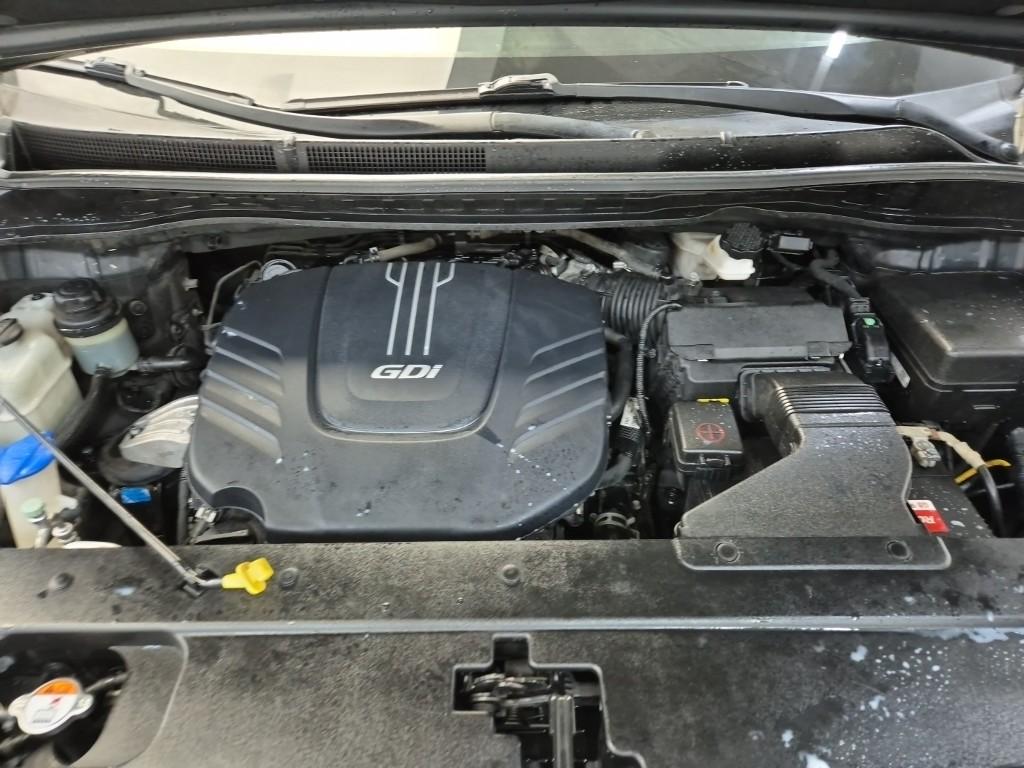 Kia Carnival 2016 photo 5