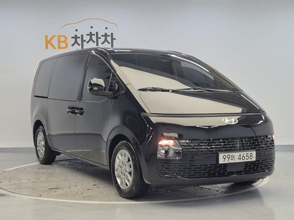 HYUNDAI Staria 2.2 Diesel Cargo 5-Seater