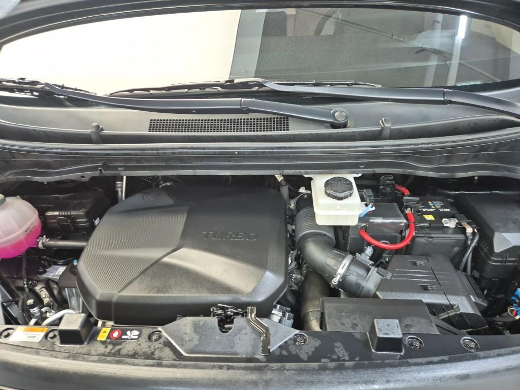 HYUNDAI Staria 2.2 Diesel Cargo 5-Seater