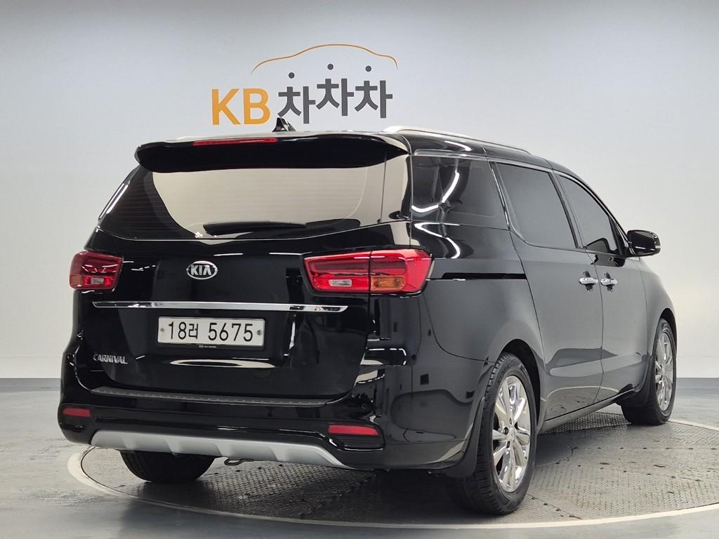 Kia Carnival 2019 photo 3