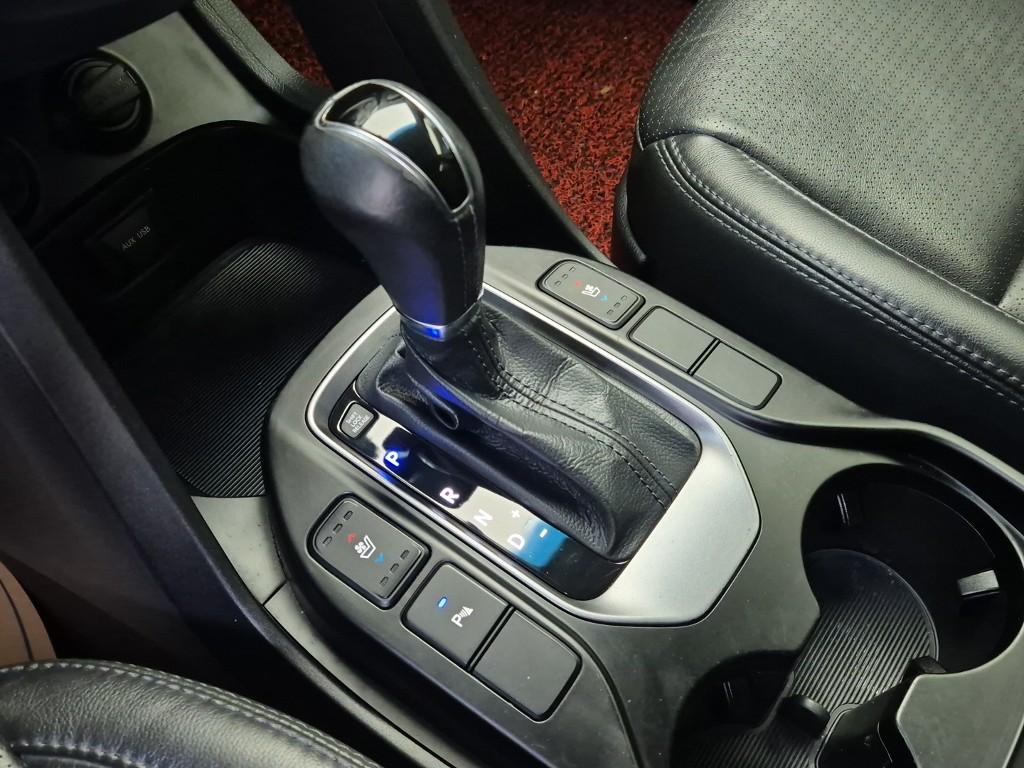 HYUNDAI Maxcruz Diesel R2.2 2WD