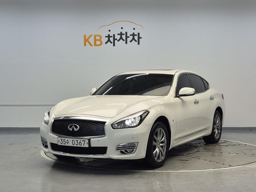 INFINITY Q70 3.7 AWD