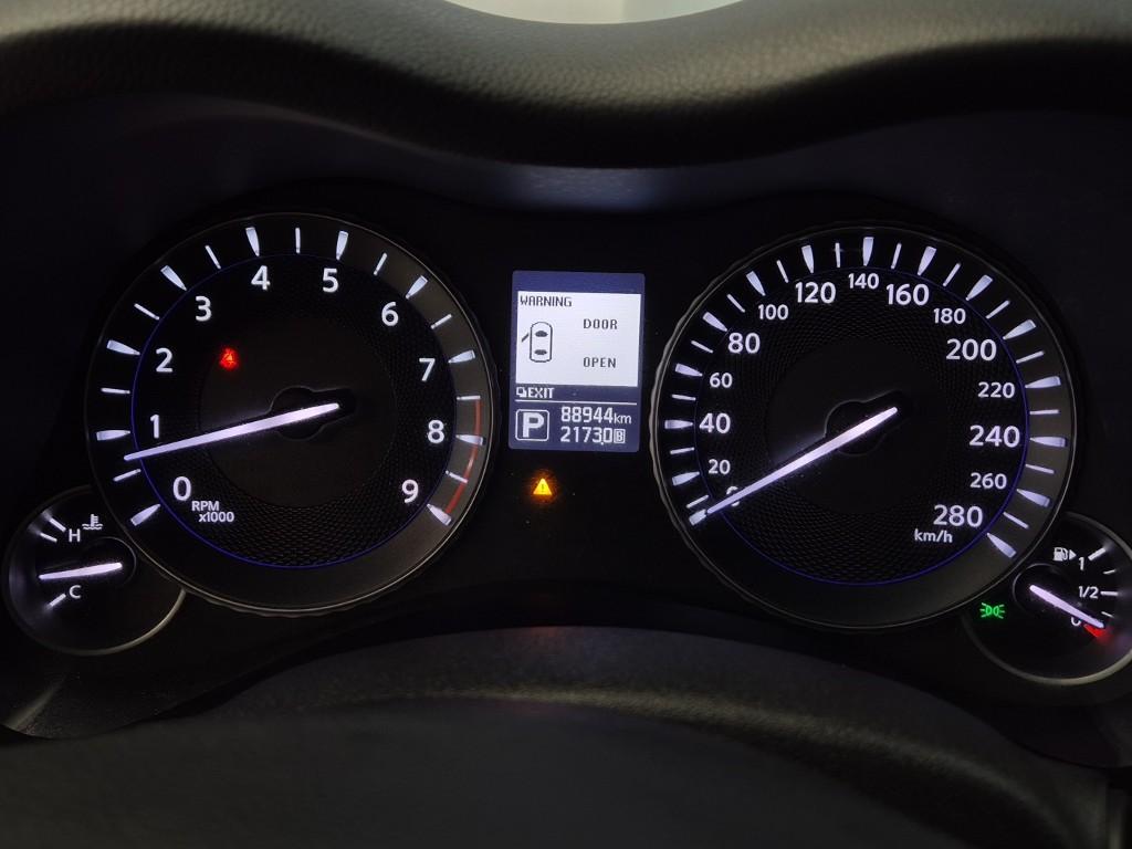 INFINITY Q70 3.7 AWD
