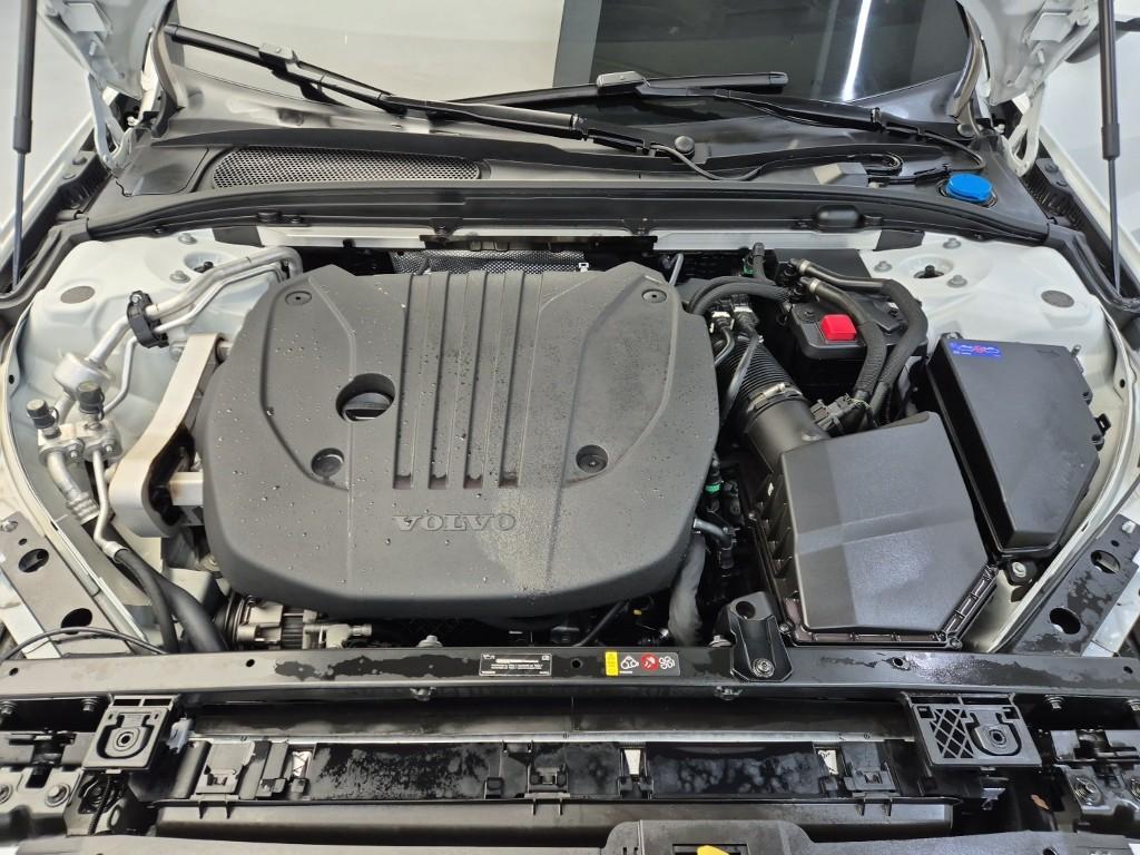 Volvo V60 2023 photo 5