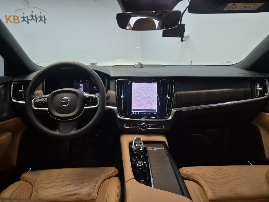 VOLVO The New S90 B6 AWD