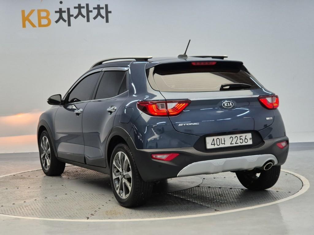 KIA Stonic 1.4 Gasoline
