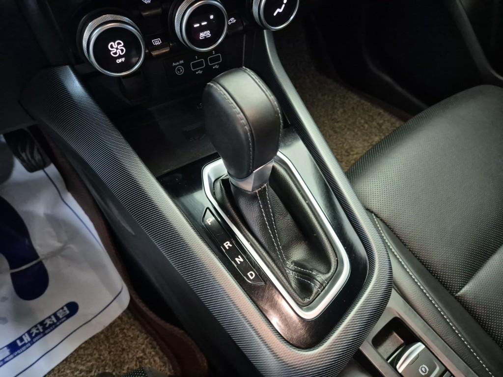 RENAULT(SAMSUNG) XM3 TCe 260