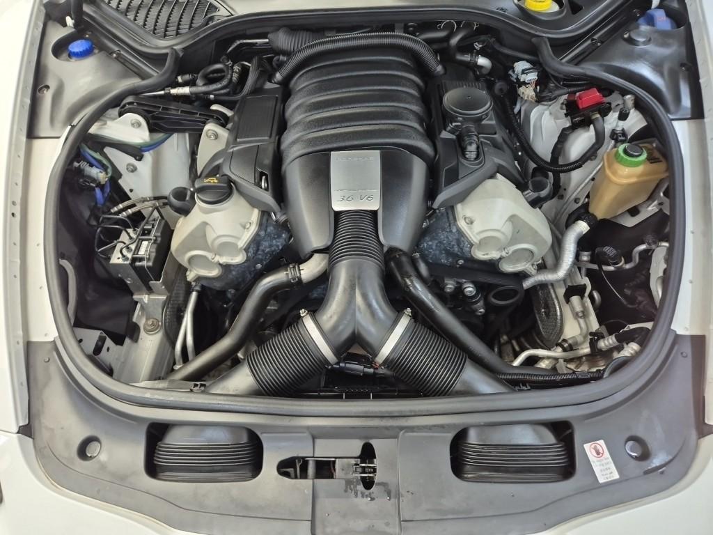 PORSCHE Panamera 3.6 AWD