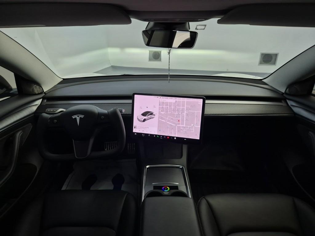 Tesla Model 3 EV AWD