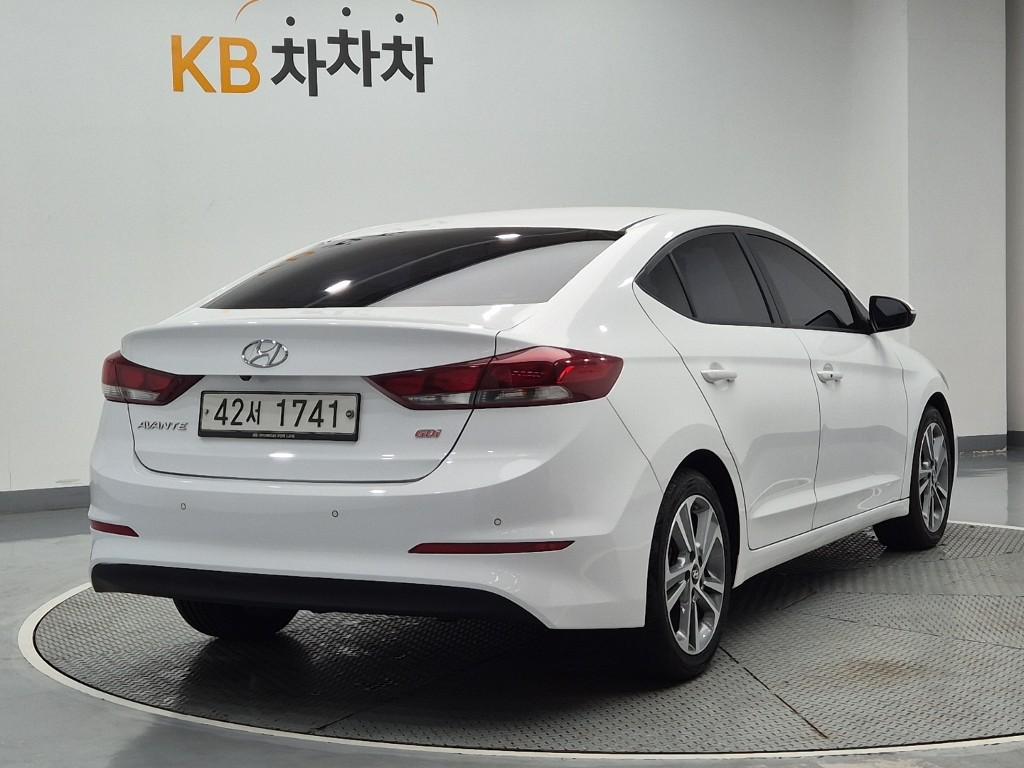 HYUNDAI Avante AD 1.6 GDI