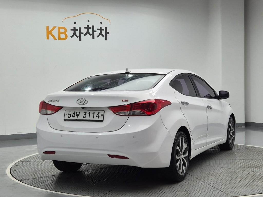 HYUNDAI Avante MD M16 GDi