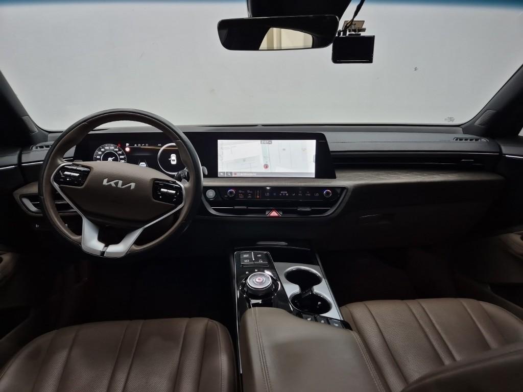 Kia K8 Noblesse 2.5 GDI 8