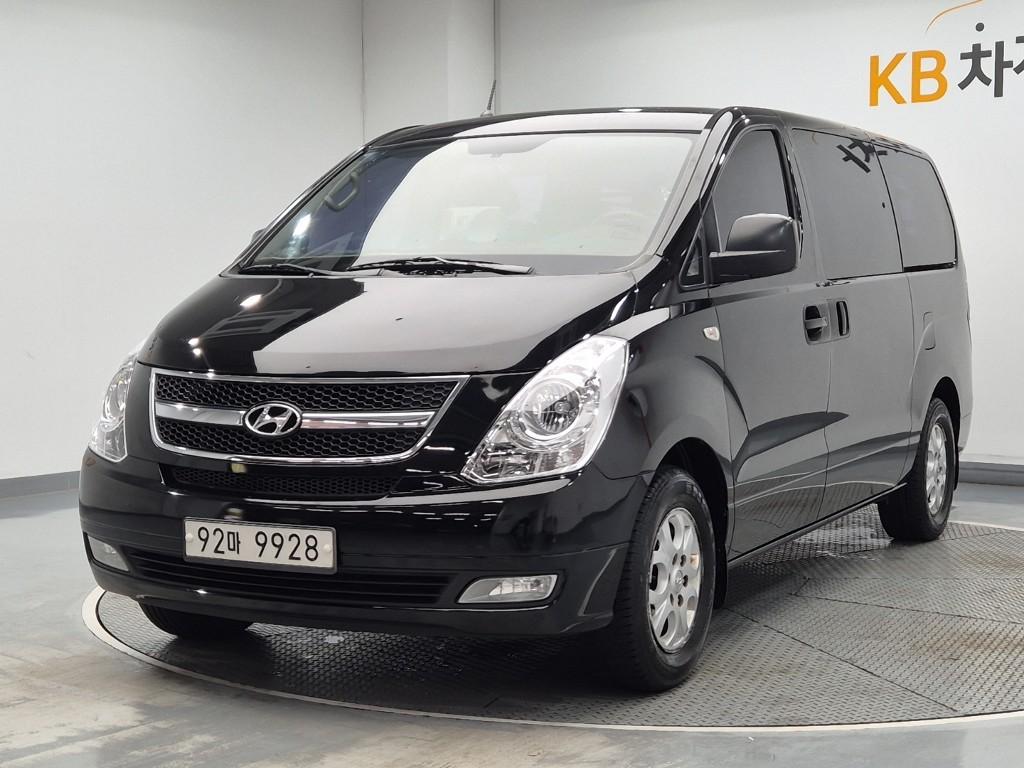 Hyundai Starex Grand CVX Luxury 2.5 VGT/ WGT 5 Van