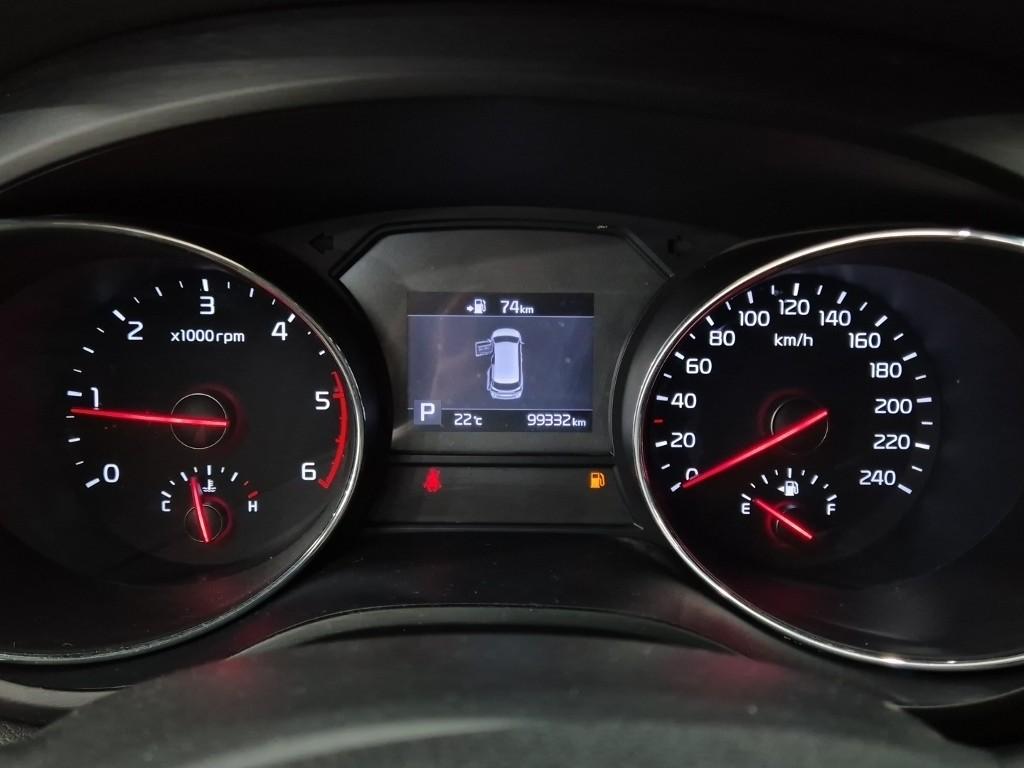 KIA The New Carnival 9-Seater Diesel