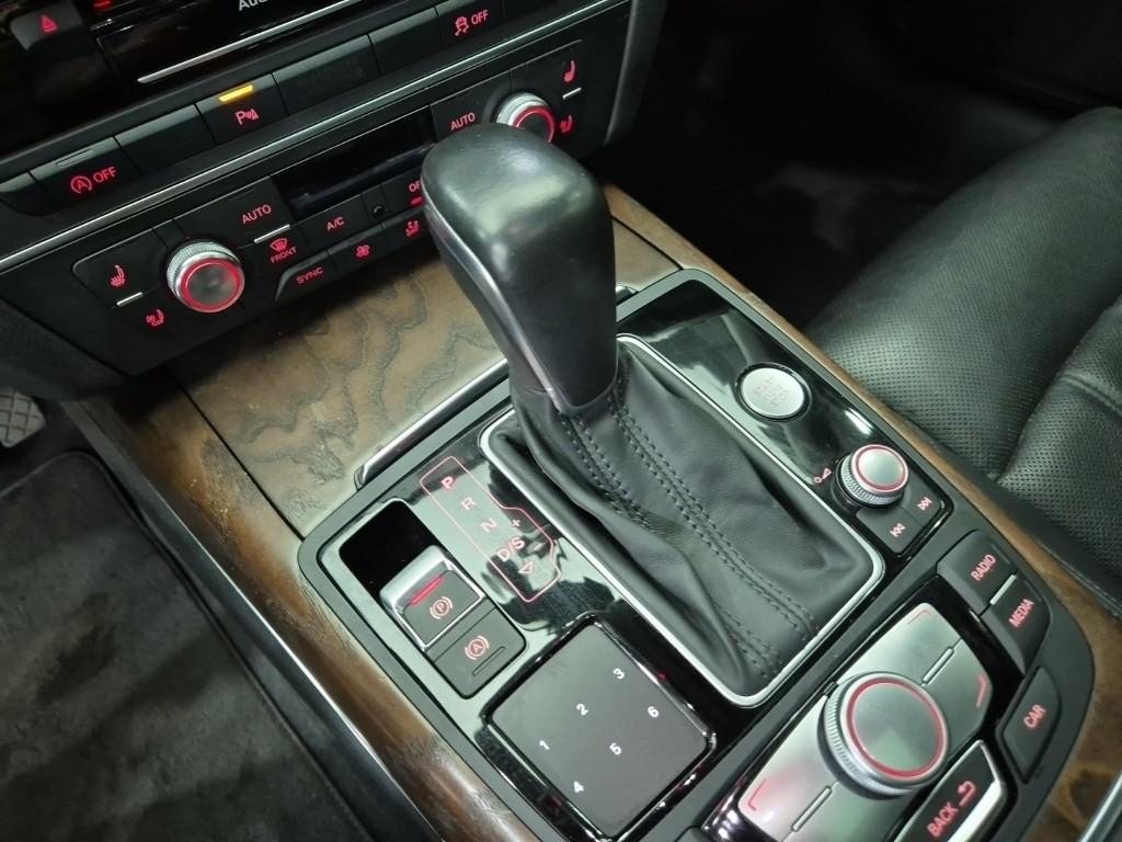 VW/AUDI A6 (4th Generation) 35 TDI Quattro