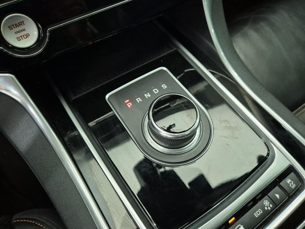 JAGUAR XE 2.0 20d AWD