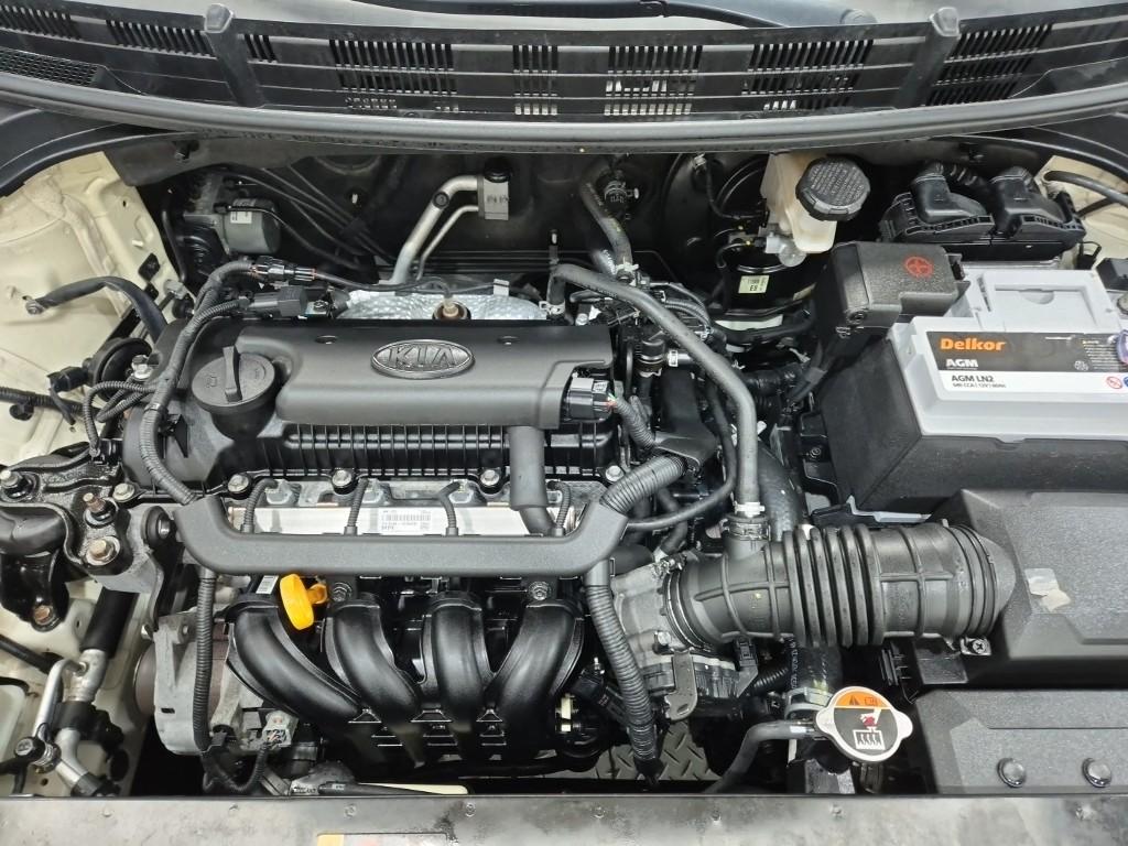 KIA Stonic 1.4 Gasoline