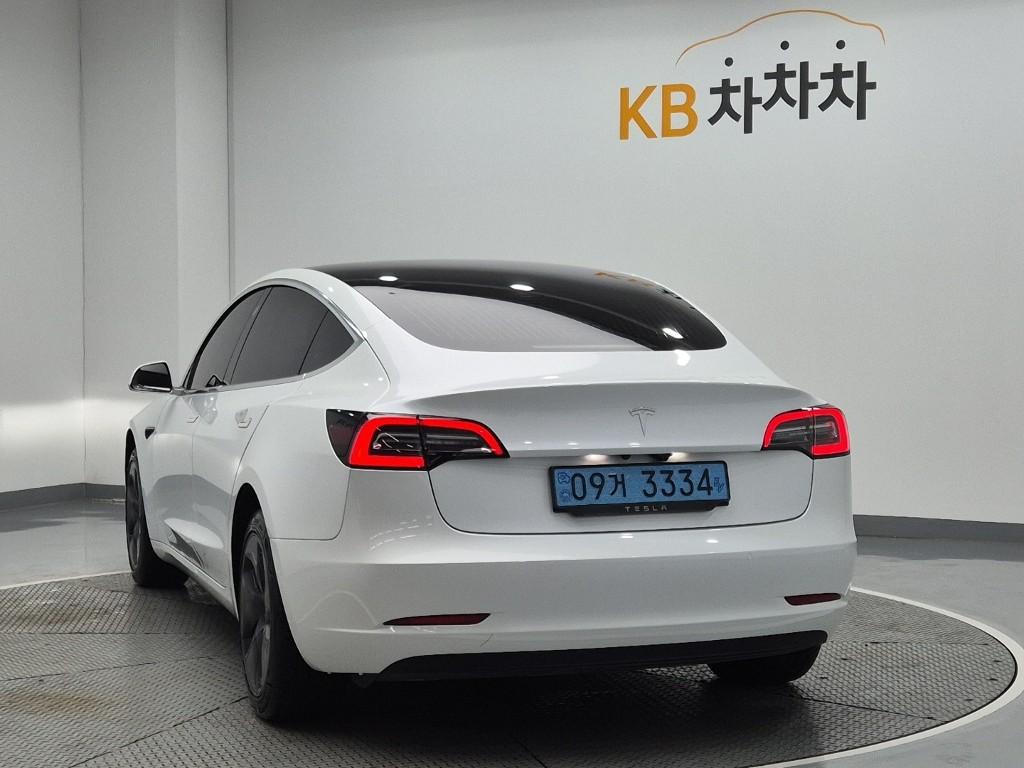 Tesla Model 3 EV RWD