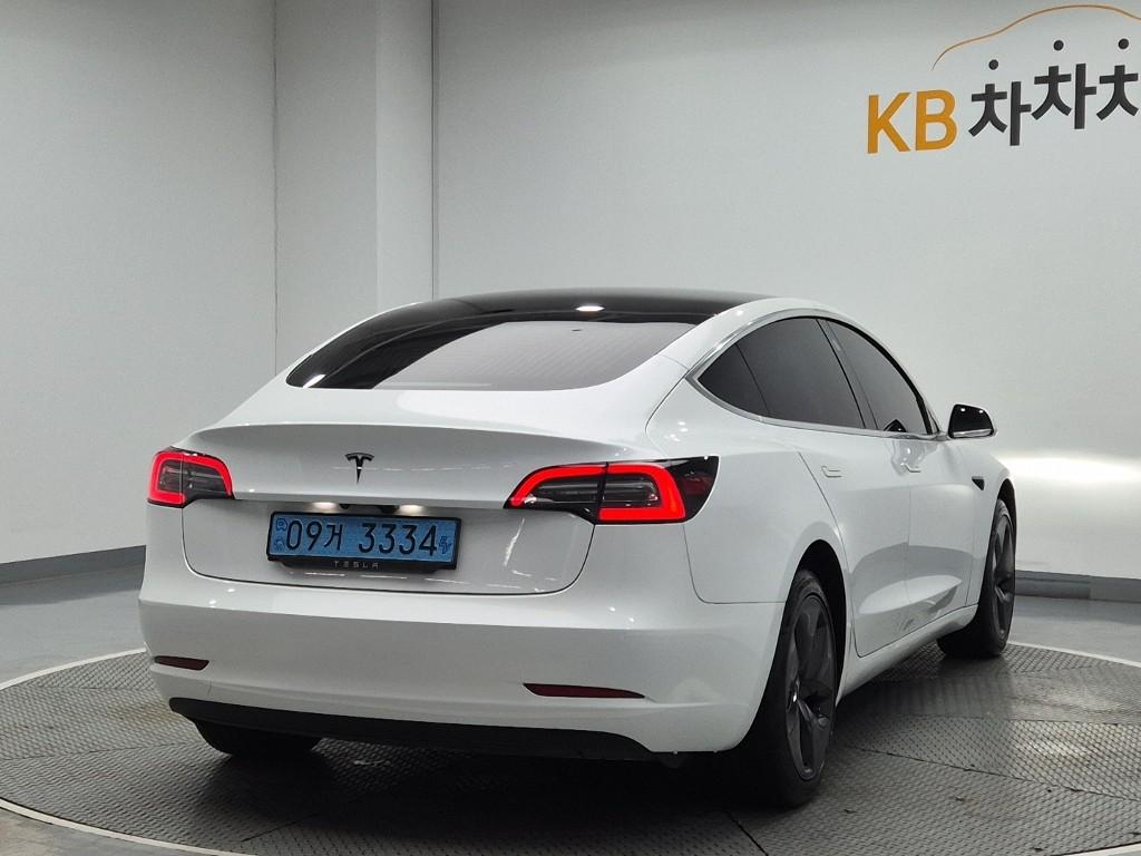 Tesla Model 3 EV RWD