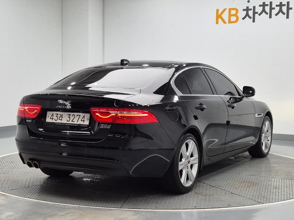 JAGUAR XE 2.0 20d AWD