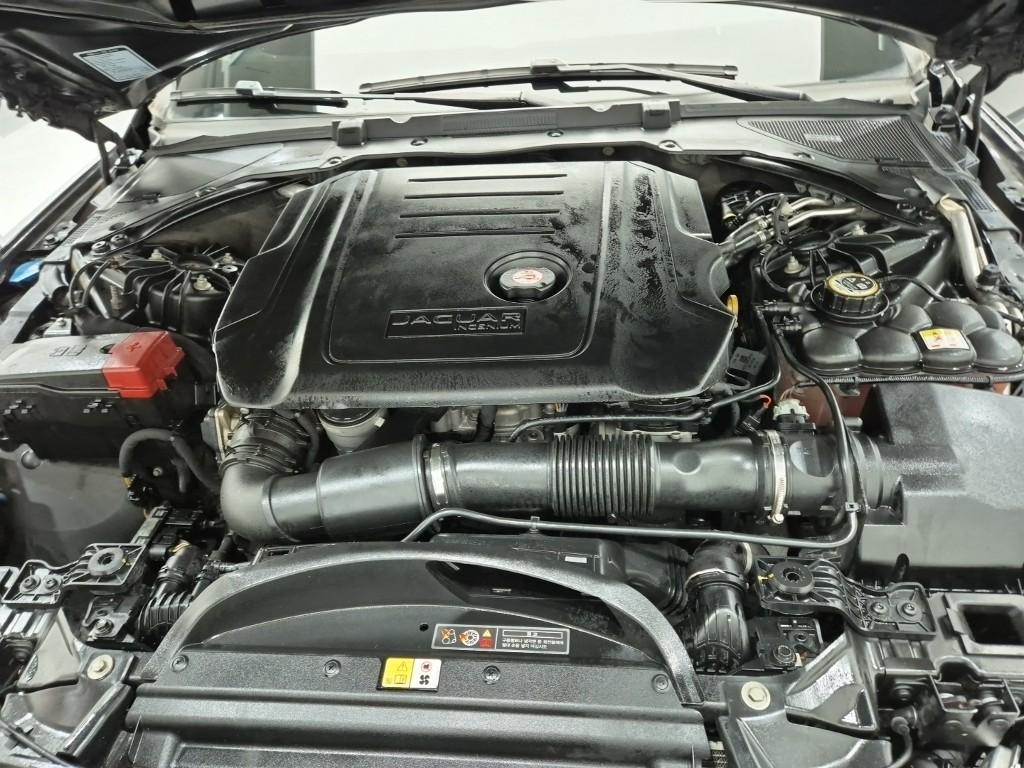 JAGUAR XE 2.0 20d AWD