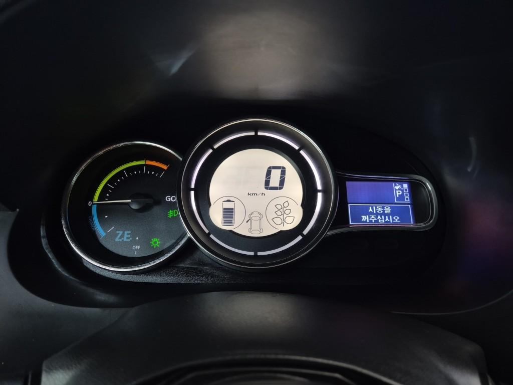 RENAULT(SAMSUNG) SM3 Z.E RE