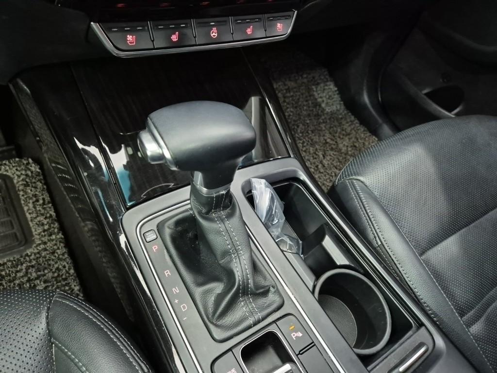 KIA The New Sorento Diesel R2.2 2WD