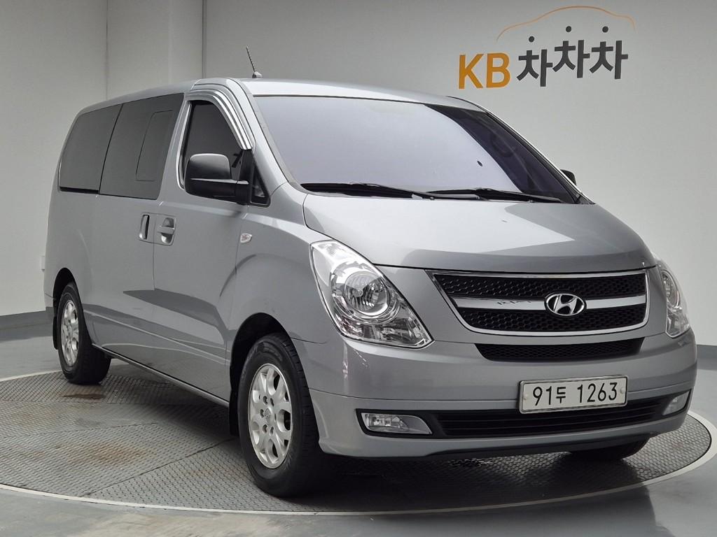 Hyundai Starex Grand CVX Premium 2.5 VGT/ WGT 5 Van 5