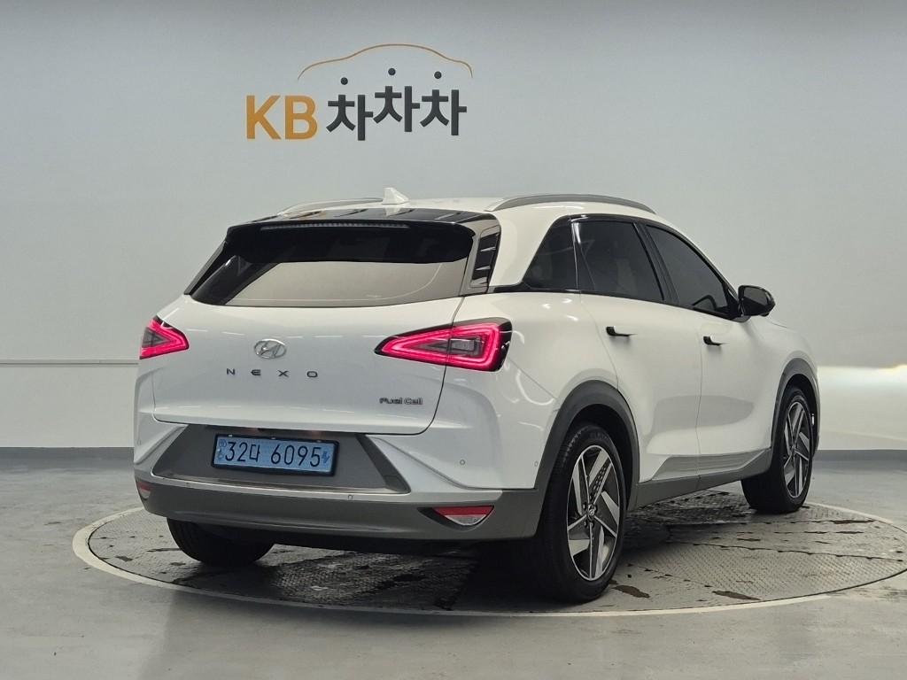 HYUNDAI Nexo FCEV