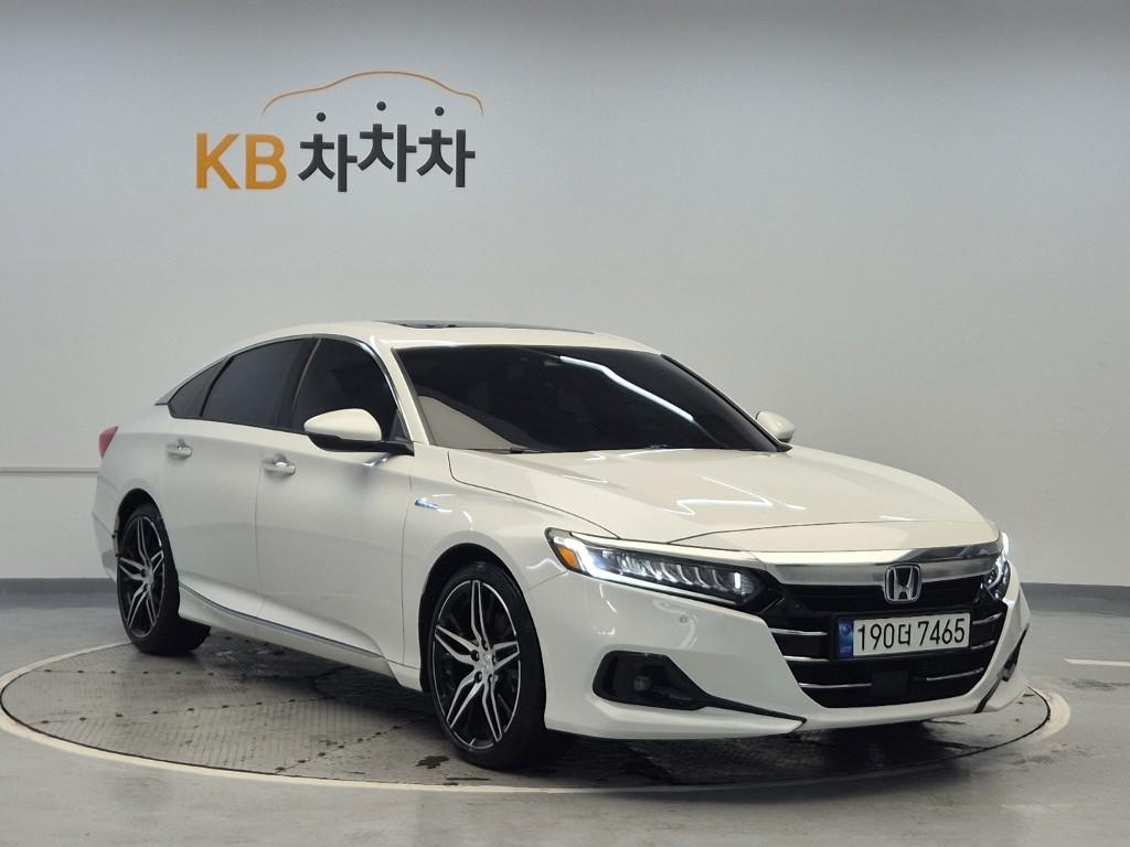 HONDA Accord (10th Generation) 2.0 Hybrid