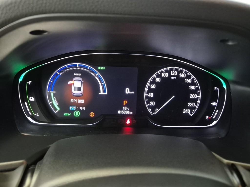 HONDA Accord (10th Generation) 2.0 Hybrid