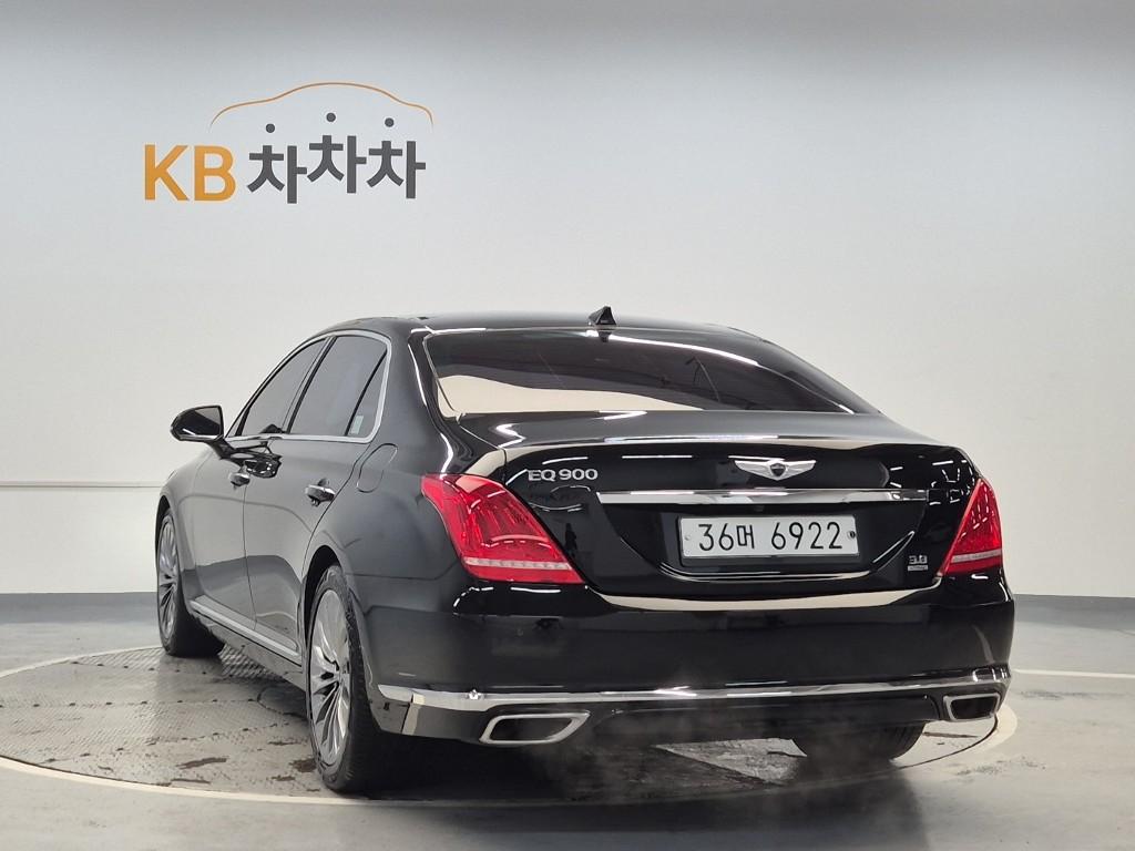 GENESIS EQ900 3.8 GDi AWD