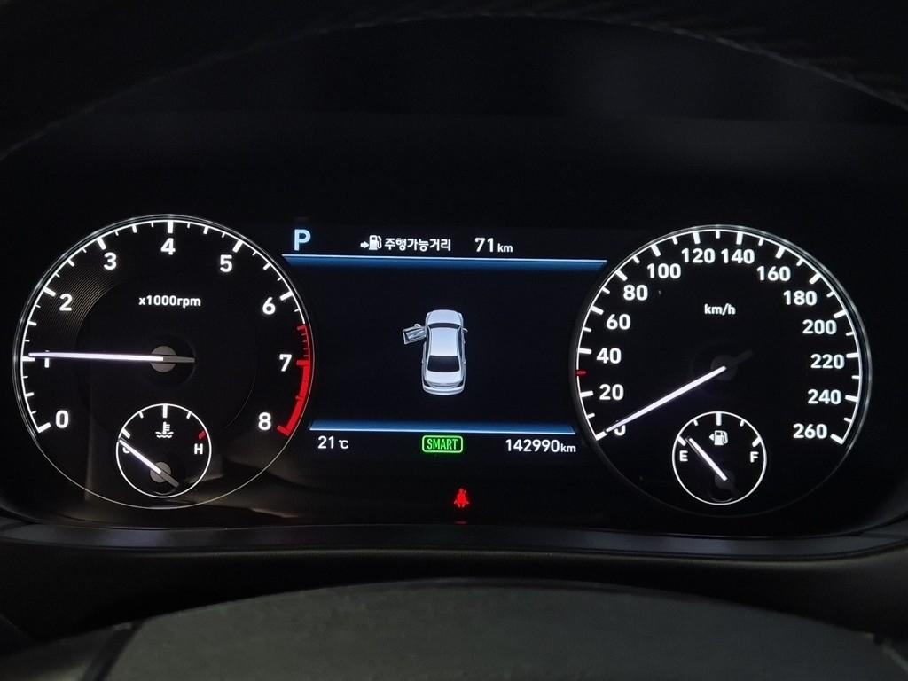 GENESIS EQ900 3.8 GDi AWD