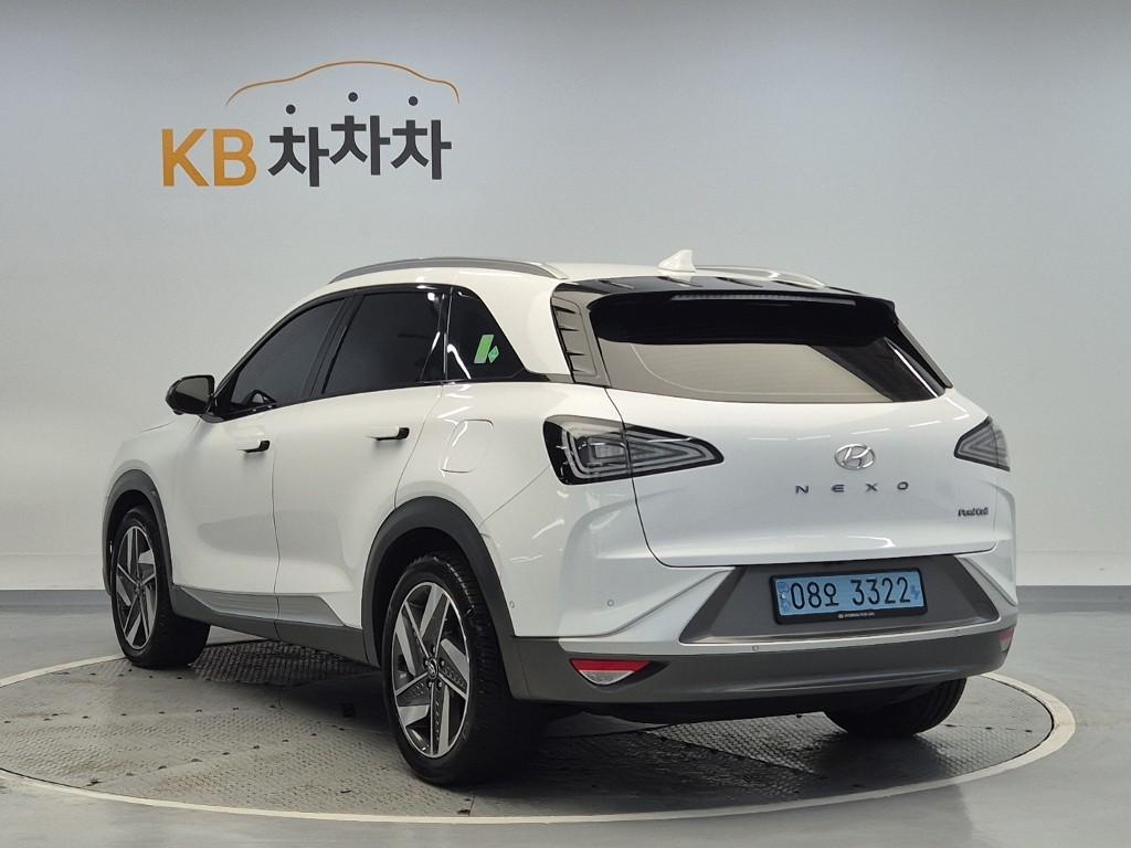 HYUNDAI Nexo FCEV