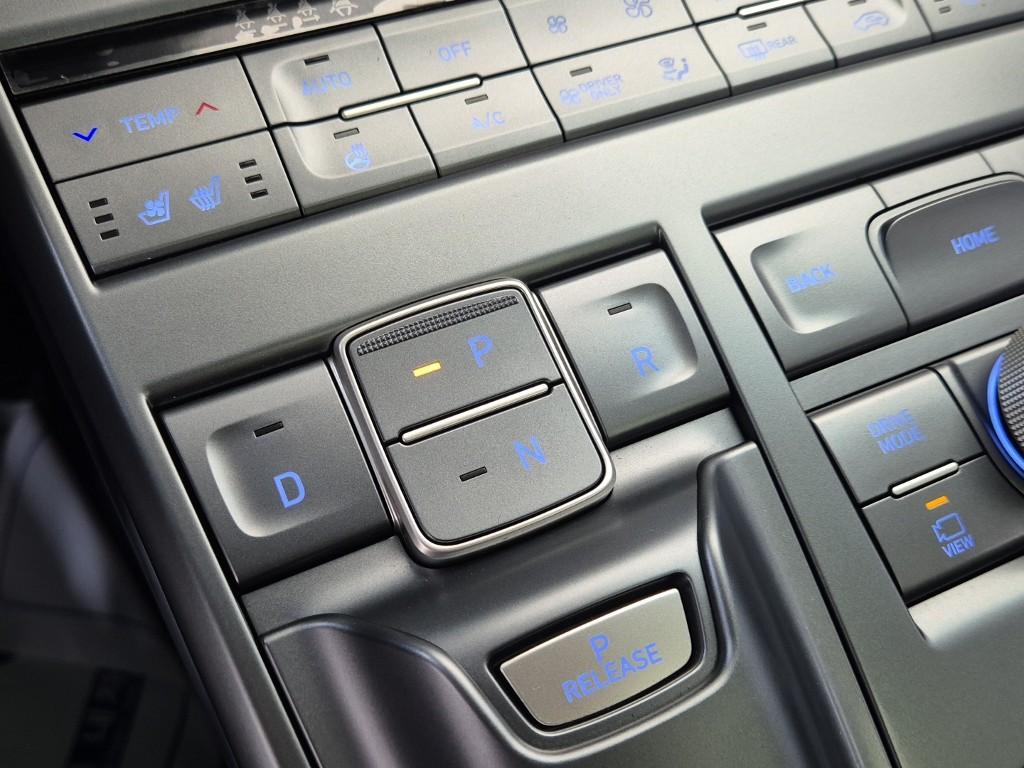 HYUNDAI Nexo FCEV