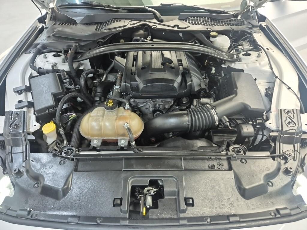 FORD Mustang (6th Generation) Coupe 2.3