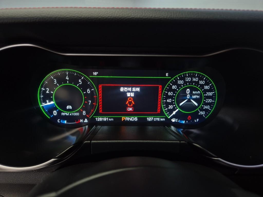 FORD Mustang (6th Generation) Coupe 2.3