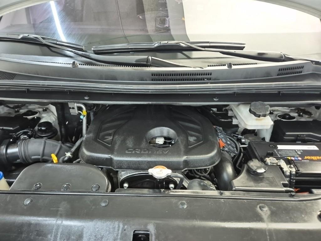 Hyundai Starex Grand Smart 2.5 WGT/ VGT 3 Van M/ T 6