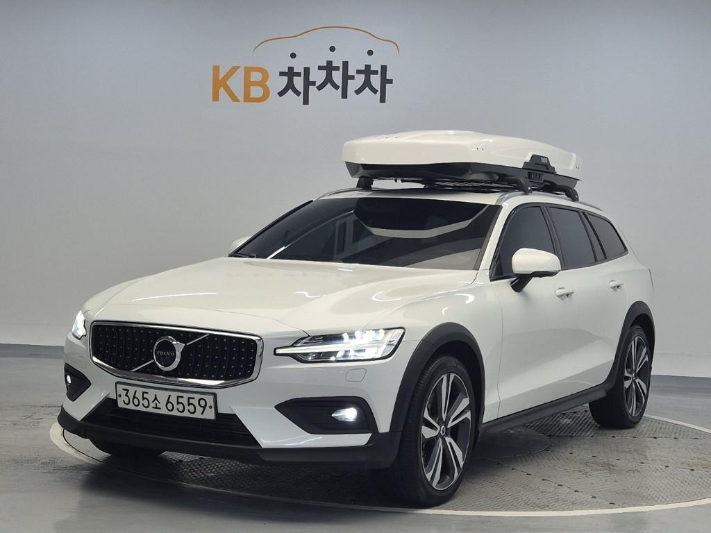 VOLVO V60 Cross Country (2nd Generation) 2.0 T5 AWD