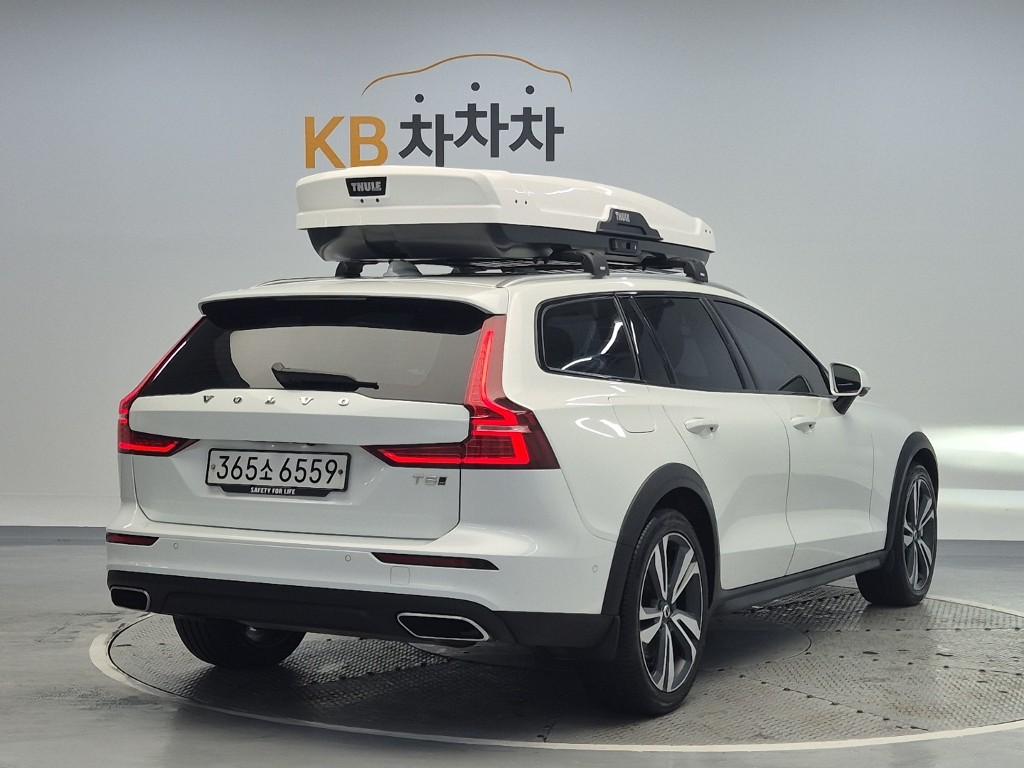 VOLVO V60 Cross Country (2nd Generation) 2.0 T5 AWD