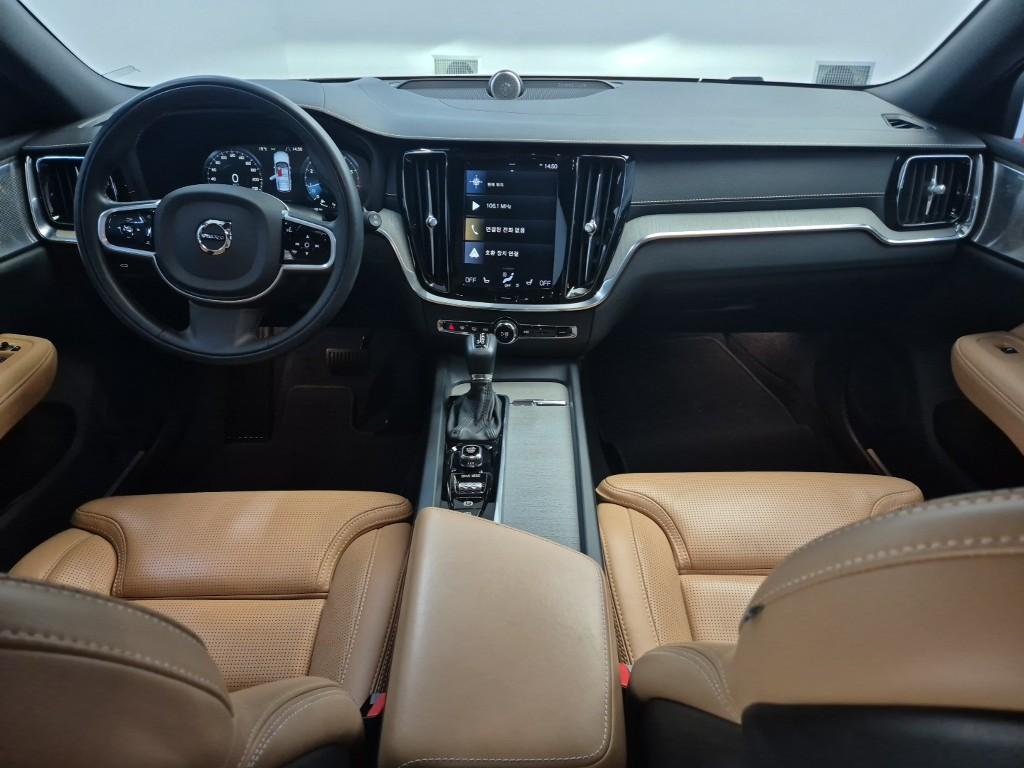 VOLVO V60 Cross Country (2nd Generation) 2.0 T5 AWD