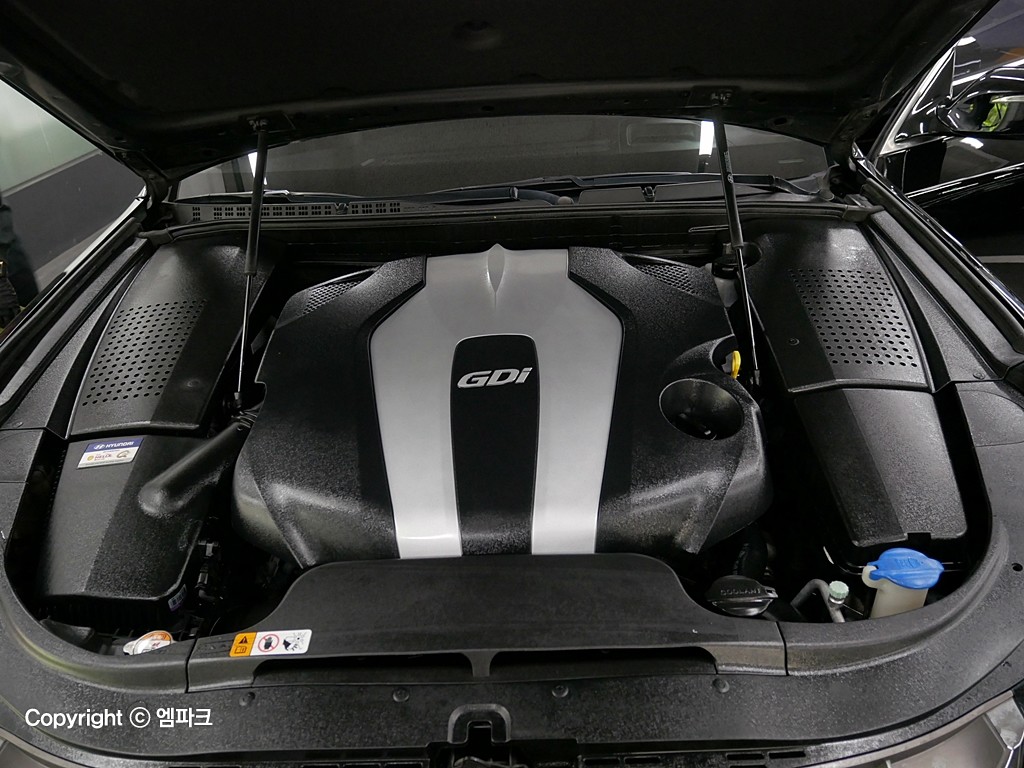 HYUNDAI Ecuus (New Model) VS380