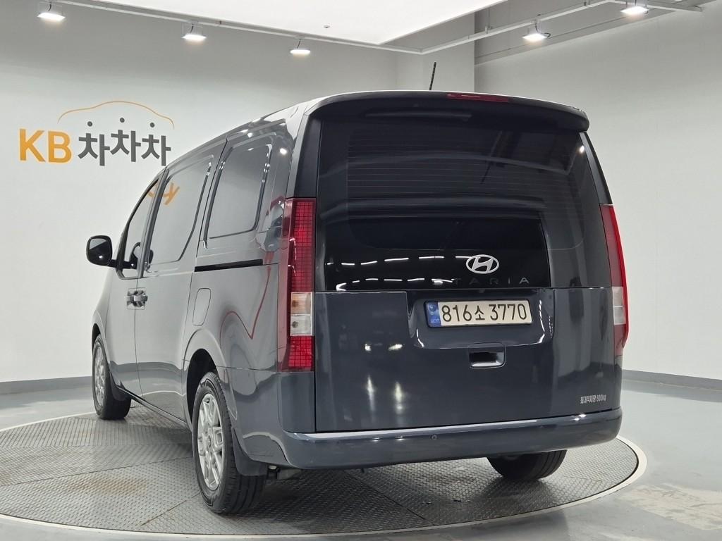 HYUNDAI Staria Hybrid 1.6 Hybrid Electric Vehicle Cargo 3-Seater