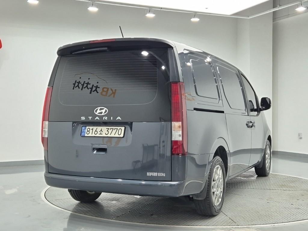 HYUNDAI Staria Hybrid 1.6 Hybrid Electric Vehicle Cargo 3-Seater