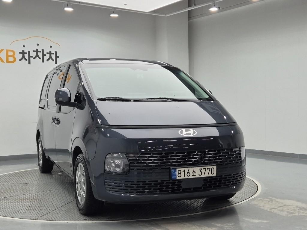 HYUNDAI Staria Hybrid 1.6 Hybrid Electric Vehicle Cargo 3-Seater