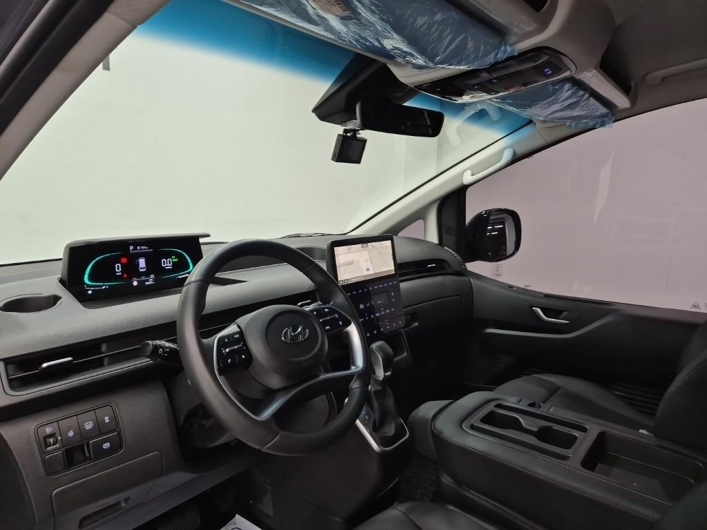 HYUNDAI Staria Hybrid 1.6 Hybrid Electric Vehicle Cargo 3-Seater